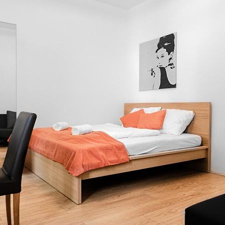 Delightful 2Br Shared Apartment - Ideal For Longstays Βιέννη Εξωτερικό φωτογραφία